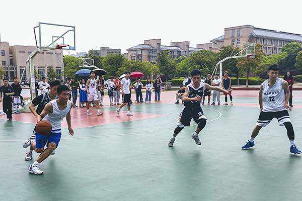 79d1ebc421bb425ca89071e5dbd9eb80.jpg 3DD7E111C30597F7B3780EE741EE253D.jpg