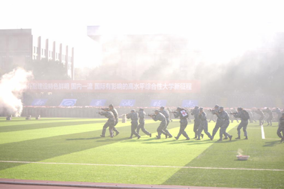 b1a9703533d34cbf9af81c153973850f.png image.png