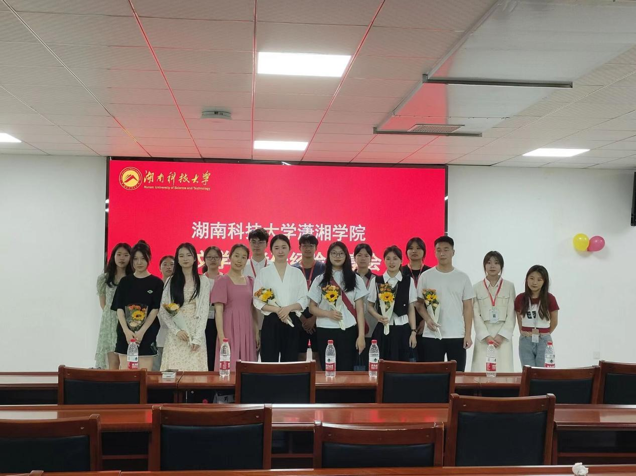 45eec6de52b44085a3f0e0d7e7e723ac.png 45eec6de52b44085a3f0e0d7e7e723ac.png