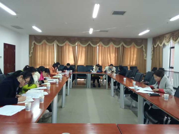 1516178570206962.jpg 座谈会_副本.jpg